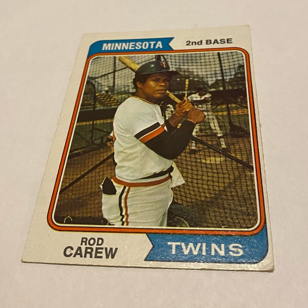 Rod Carew 1974 Topps Baseball Card Vintage Collectible - Picture 3 of 3